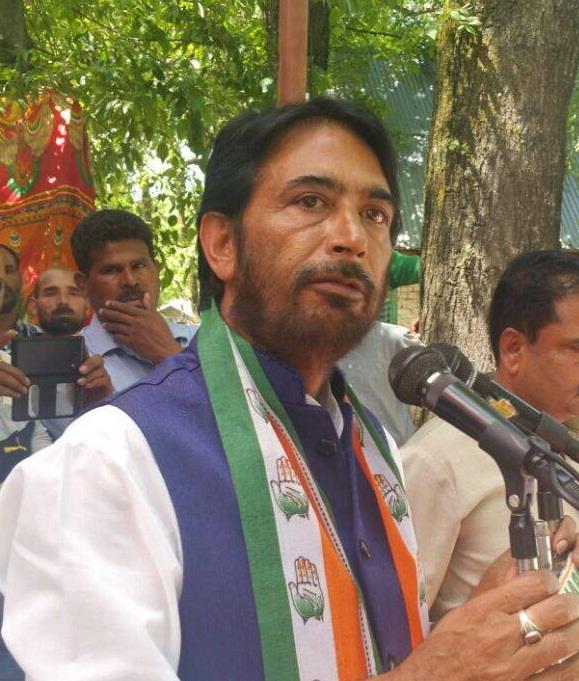 Govt fails to ensure supply of essential commodities to people: G A Mir